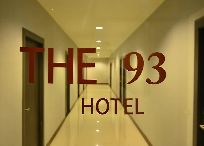 Hotel The 93